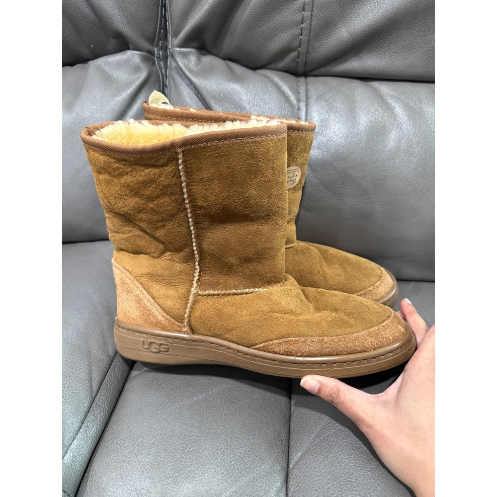Original UGG Australia Chestnut Suede Pure Wool Pile Boots Mens 7 Ladies 8 M7-L8